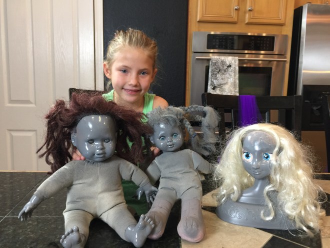 diy-halloween-decor-baby-zombie-graveyard-painted