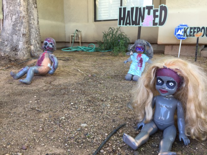 diy-halloween-decor-baby-zombie-graveyard-staked