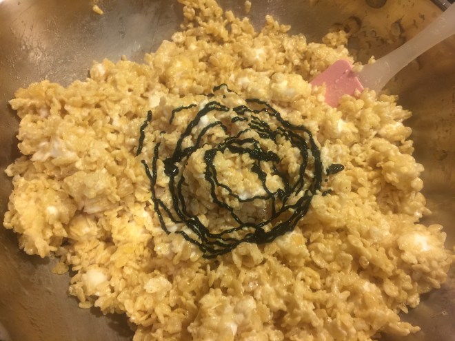 halloweensnacksfrankensteinricekrispietreatsgreendye